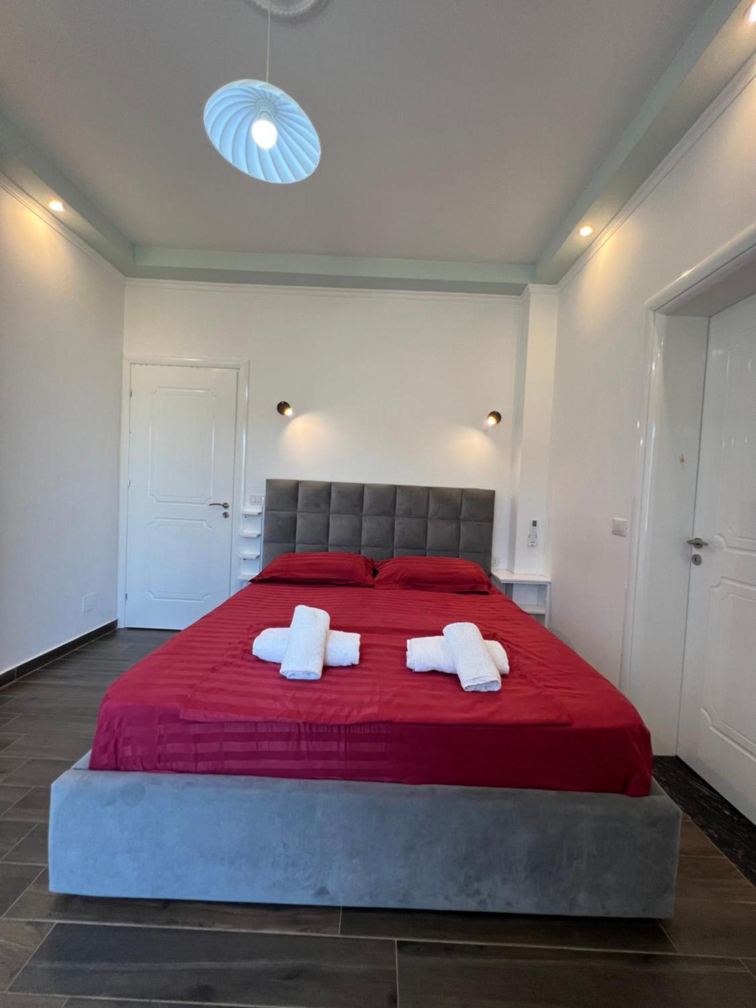 Adriatik Guesthouse Пермети Экстерьер фото
