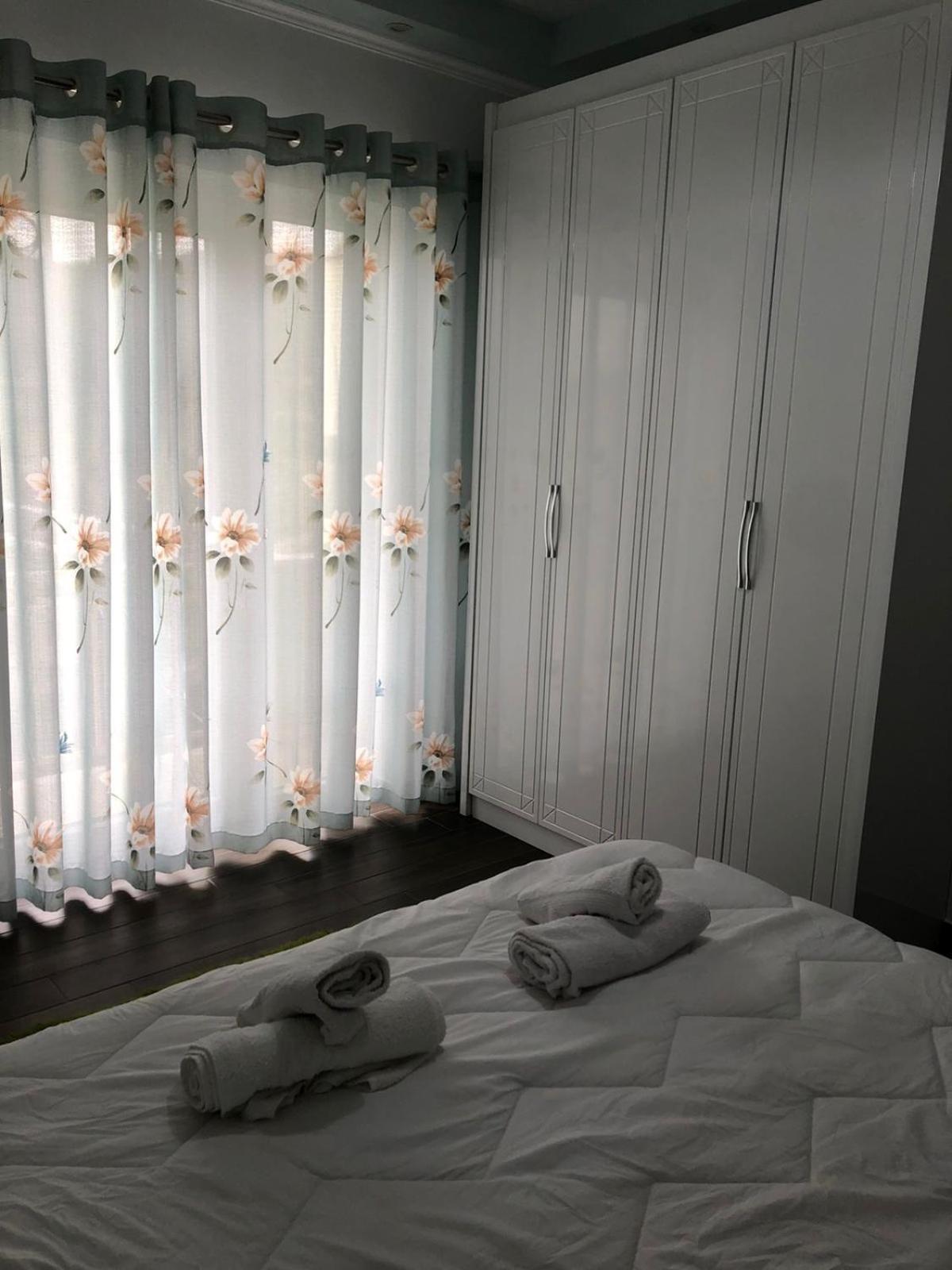 Adriatik Guesthouse Пермети Экстерьер фото